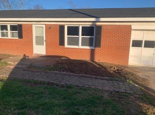 2113 Southland Dr, Bowling Green, KY 42101