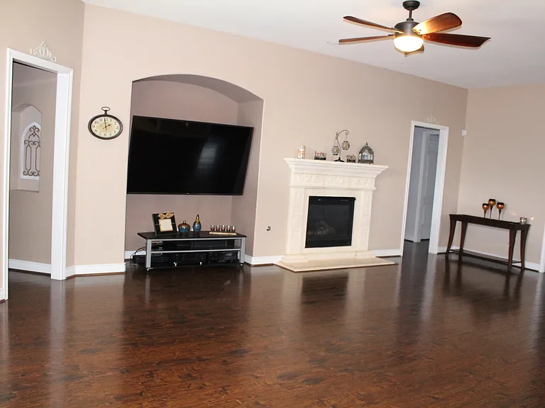 14319 Hancock Elm St — Photo 4