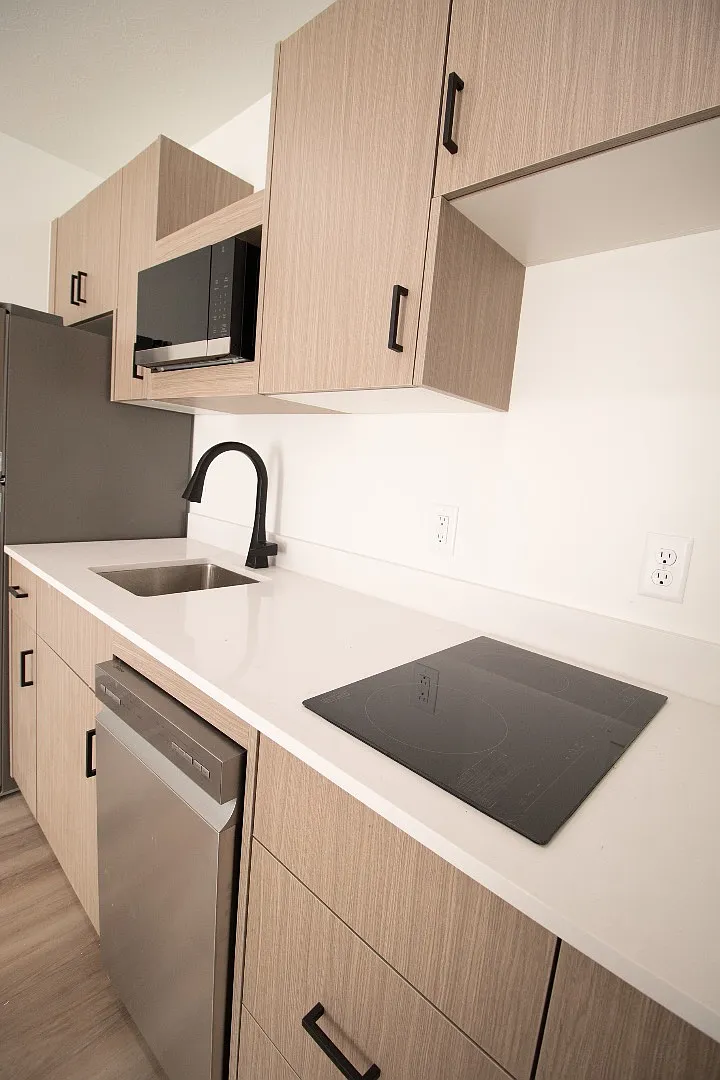 250 Fredregill Rd - Building 1 Unit 101 — Photo 3
