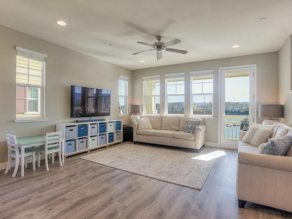 3rd image of 652 Sea Anchor Dr Unit 2209