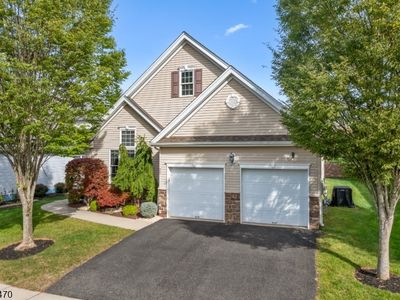 25 Patriots Way, Somerset, NJ, 08873