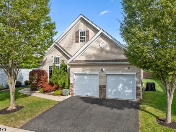 25 Patriots Way, Franklin Twp., NJ 08873