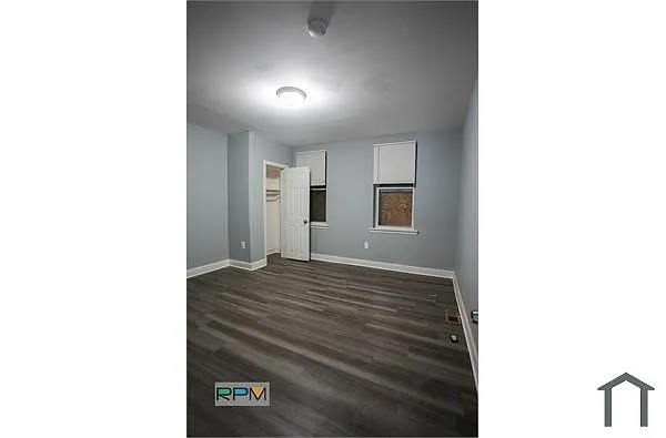 Building Photo - 1828 E 28th St