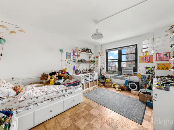 212 East Broadway image 9 of 12