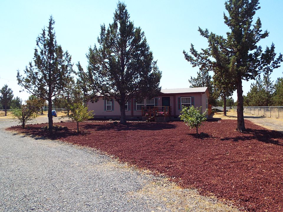 2nd image of 6567 SW Mustang Rd