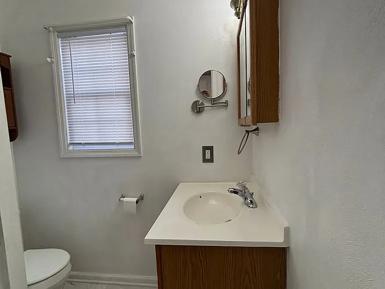 950 Morgan Ave SE — Photo 26