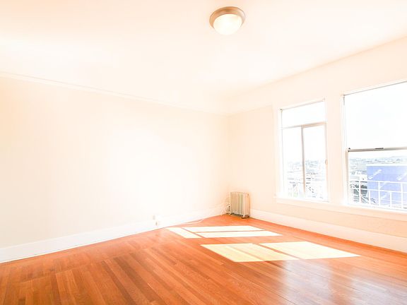 5th image of 3099 Washington St APT 14