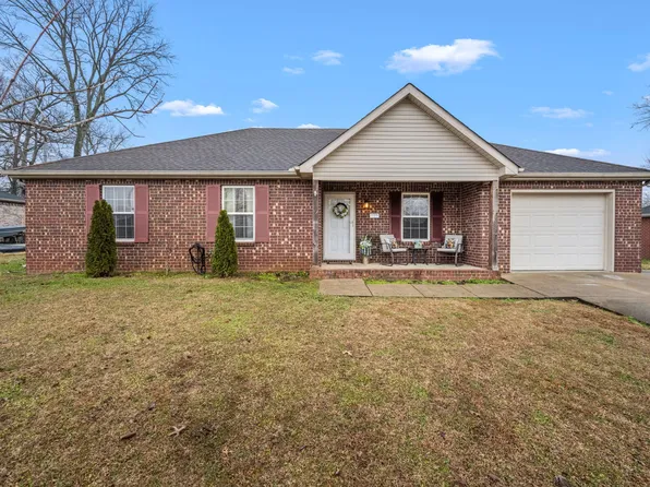 8210 Minehead Dr, Smyrna, TN 37167