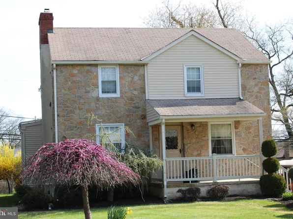 2997 Eastburn Ave, Broomall, PA 19008