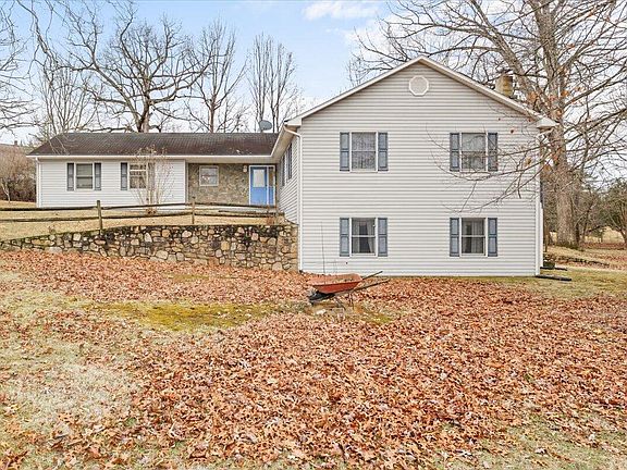 2nd image of 1297 Flowing Spring Rd