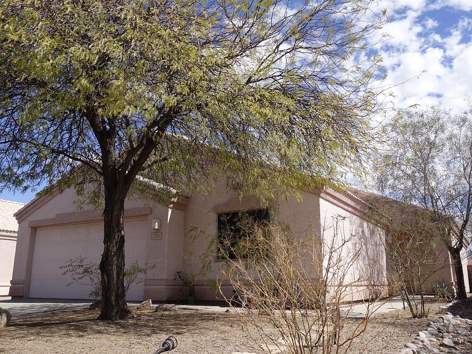1st image of 2910 N Mountain Creek Way