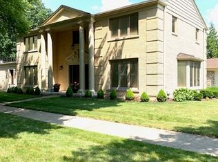 900 Franklin Ave, River Forest, IL 60305