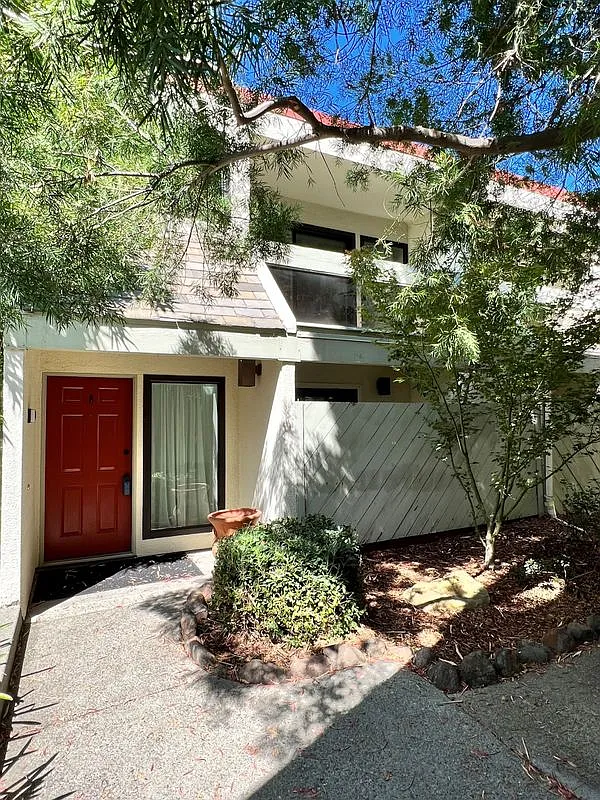 2 bed, 2.0 bath, 1492 sqft, $3,500 — Photo 1