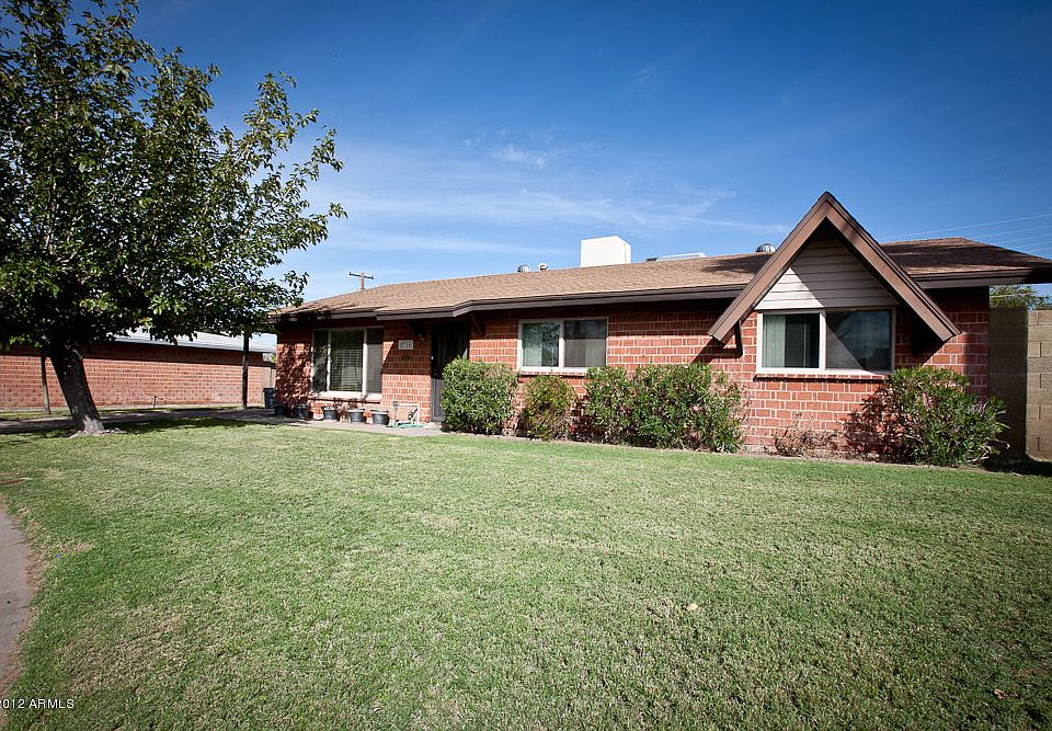 1st image of 8716 E Vernon Ave