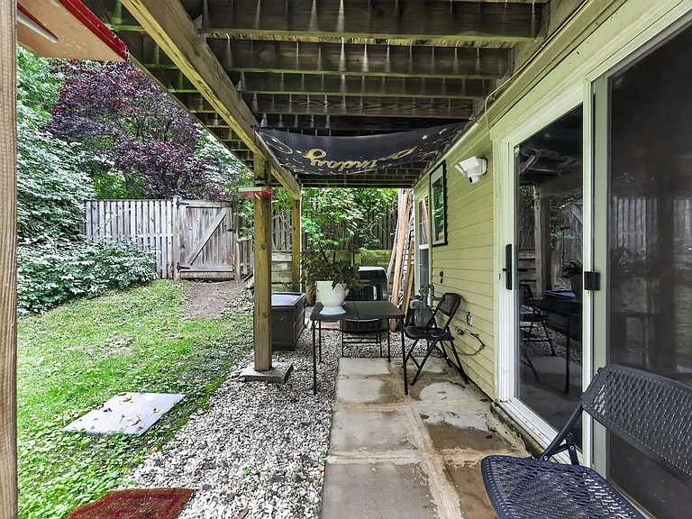 10946 Rampart Way — Photo 36