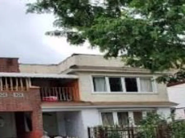 9224 175th St, Jamaica, NY 11433