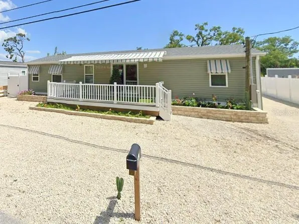 2233 Brookwood Dr, Englewood, FL 34224