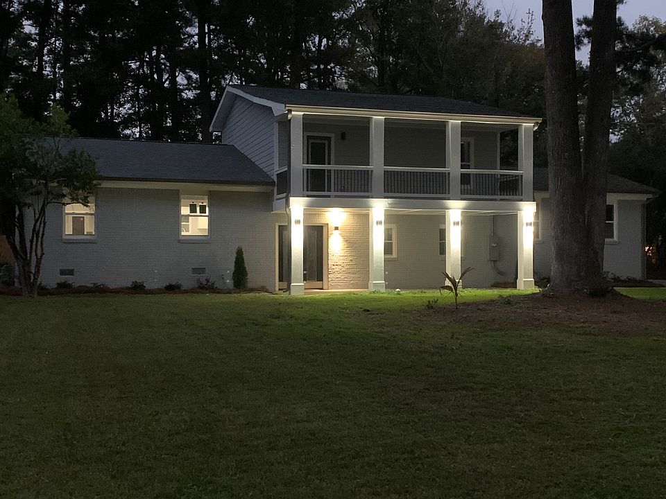 1st image of 2049 Lavista Cir
