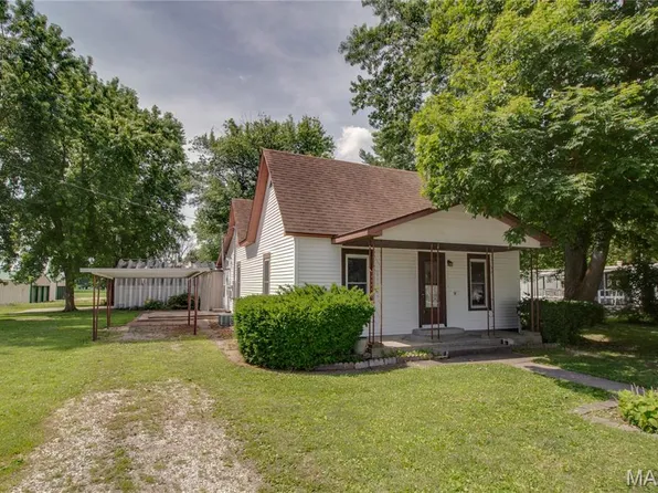 334 E Malone St, Palmyra, IL 62674