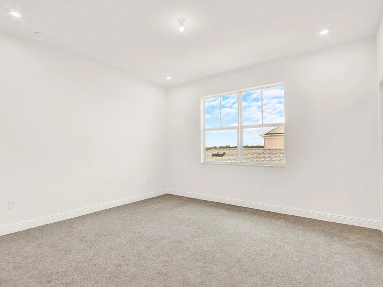7808 SW Cline St — Photo 32