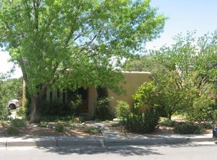 601 Richmond Dr NE, Albuquerque, NM 87106