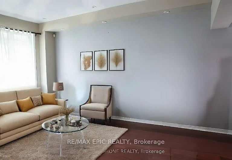 45 Golden Meadow Dr — Photo 2