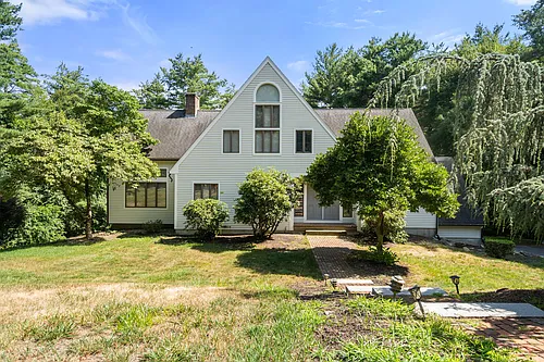 7 Larch Rd Photo 1