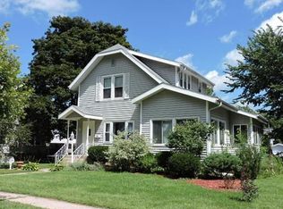 326 Monroe St, Fort Atkinson, WI 53538