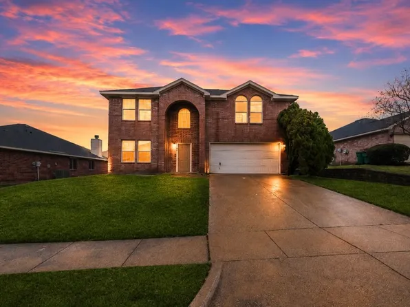 1092 Winding Crk, Cedar Hill, TX 75104
