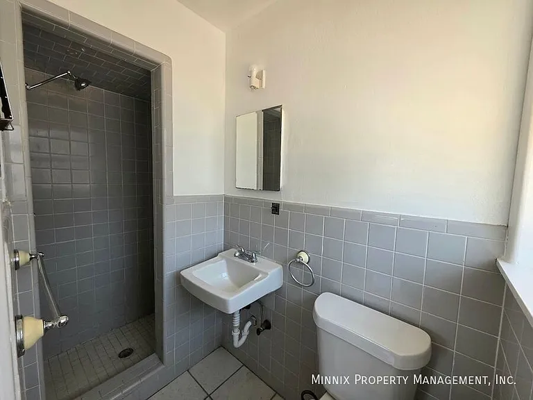 3202 W Illinois Ave — Photo 9