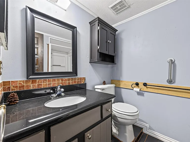 14515 Wunderlich Dr #403 — Photo 22