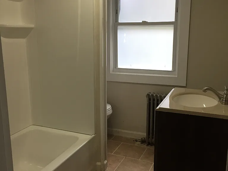 1114 Monroe Ave #1116 — Photo 4