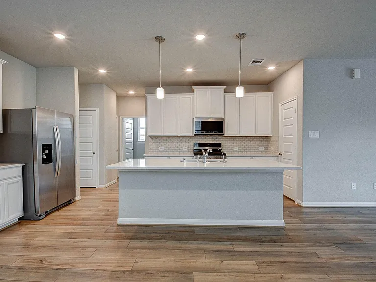18572 Meadow Point Ln — Photo 11