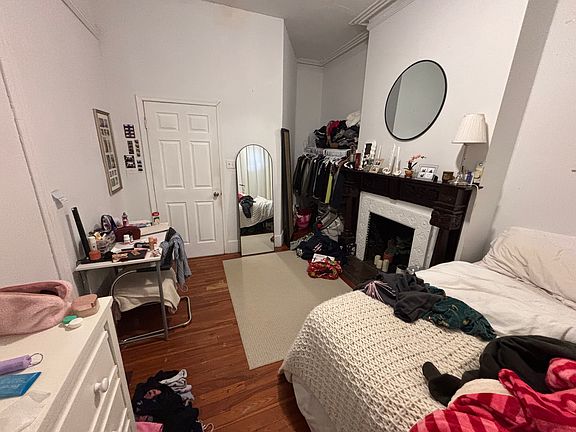 5th image of 434 N 32nd St Floor 1