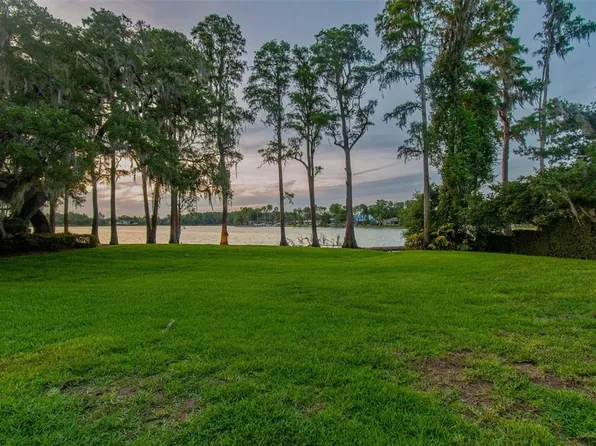 3133 LAKE ELLEN DRIVE, TAMPA, FL 33618