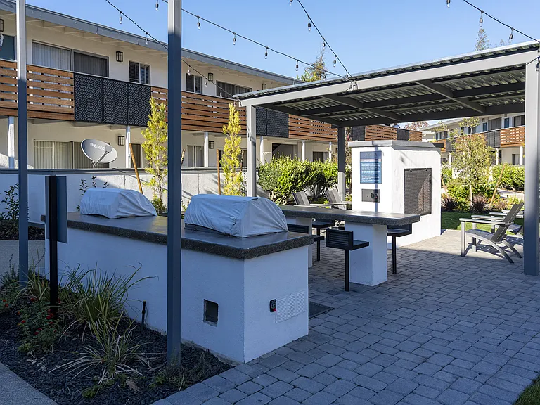 Jackson Flats — Photo 14