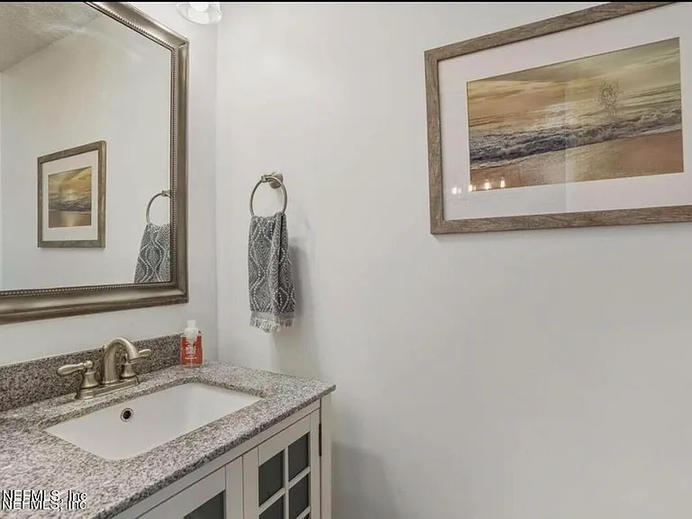 505 Upper 8th Ave S — Photo 5