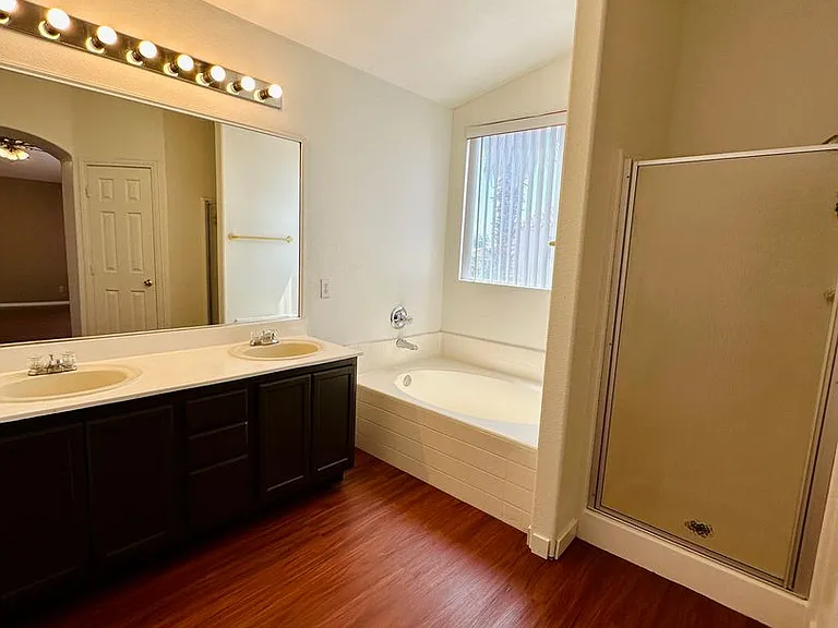 143 Willow Dove Ave — Photo 16