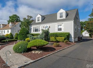350 Main St, Matawan, NJ 07747
