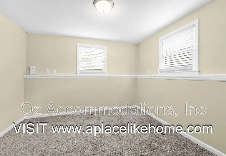 9514 Glenwood St — Photo 27
