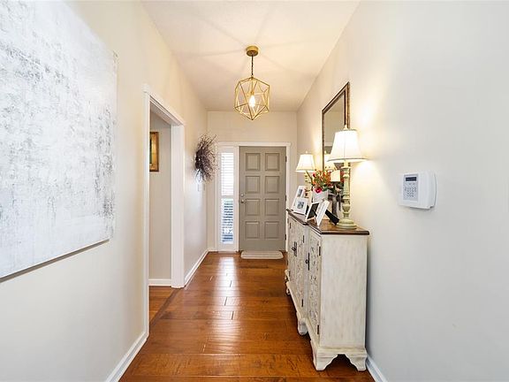 5th image of 1731 SE Clatter Bridge Rd