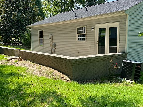 Back Yard / Patio