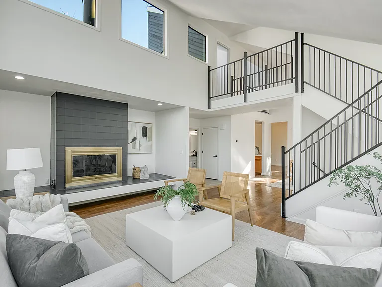 11525 SE Flavel St — Photo 1