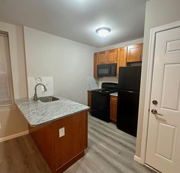 2nd image of 2024 E Chelten Ave #1