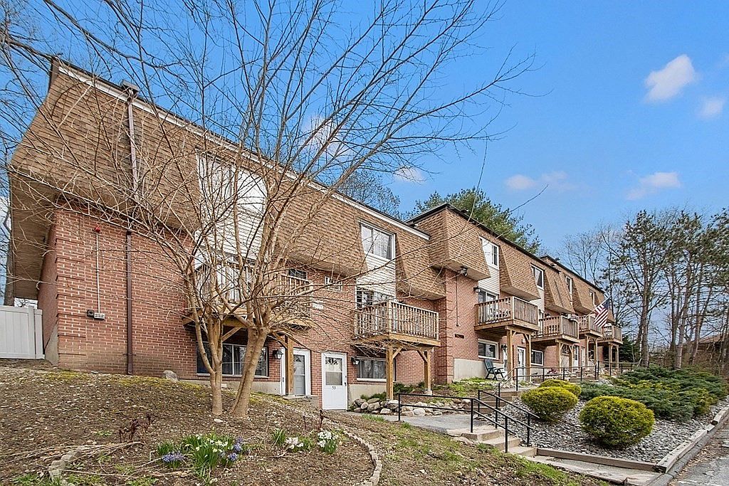 645 Robbins Ave APT 56, Dracut, MA 01826 Zillow