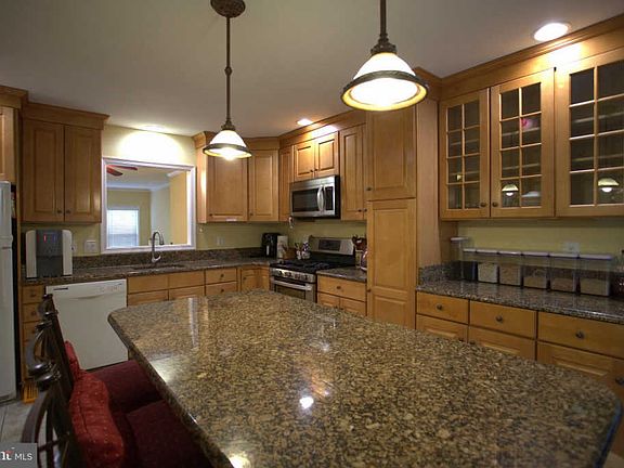 5th image of 10429 Carriagepark Ct