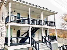 100 Lake St, Winsted, CT