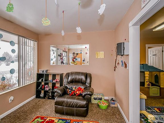 3rd image of 366 N Holmes Ave