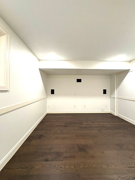 Surrey Apartment for rent - 2 Bedrooms — photo 5