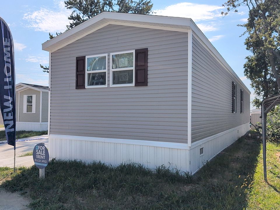 2nd image of 8 Forsythia Dr